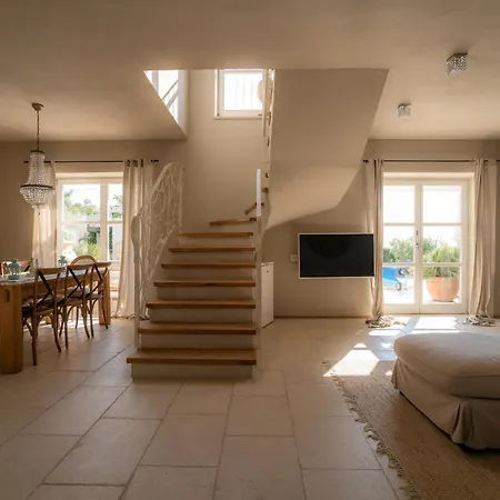 别墅 Moonlight 1 Near Porec For 9 Person - Pet Friendly With Large Garden, Playground & 50 M2 Pool *