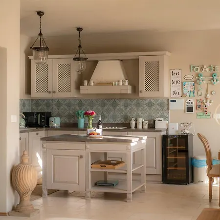 Moonlight 1 Near Porec For 9 Person - Pet Friendly With Large Garden, Playground & 50 M2 Pool * Višnjan